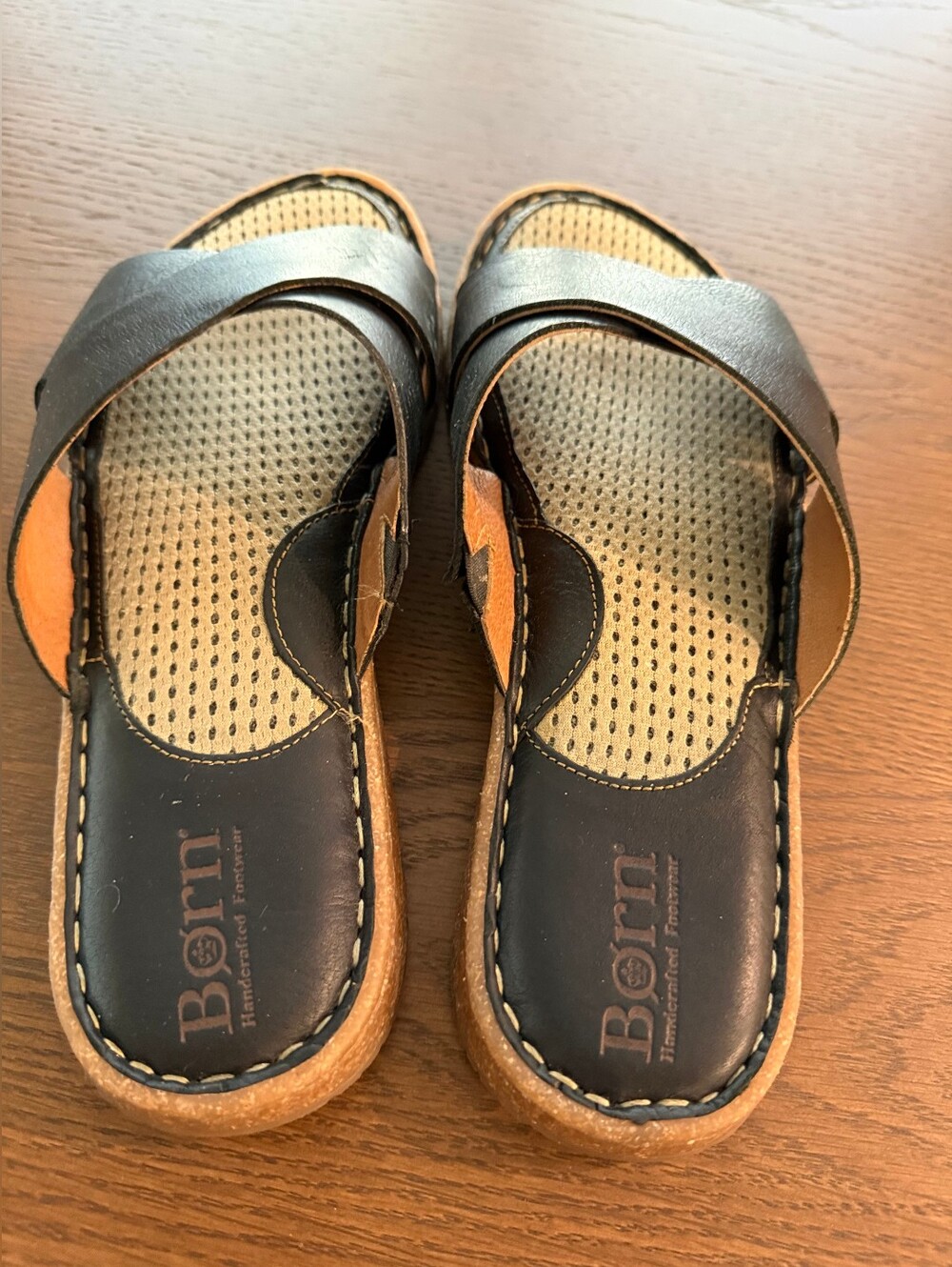 Born Black Slide Sandals Size 10 - Picture 5 of 11